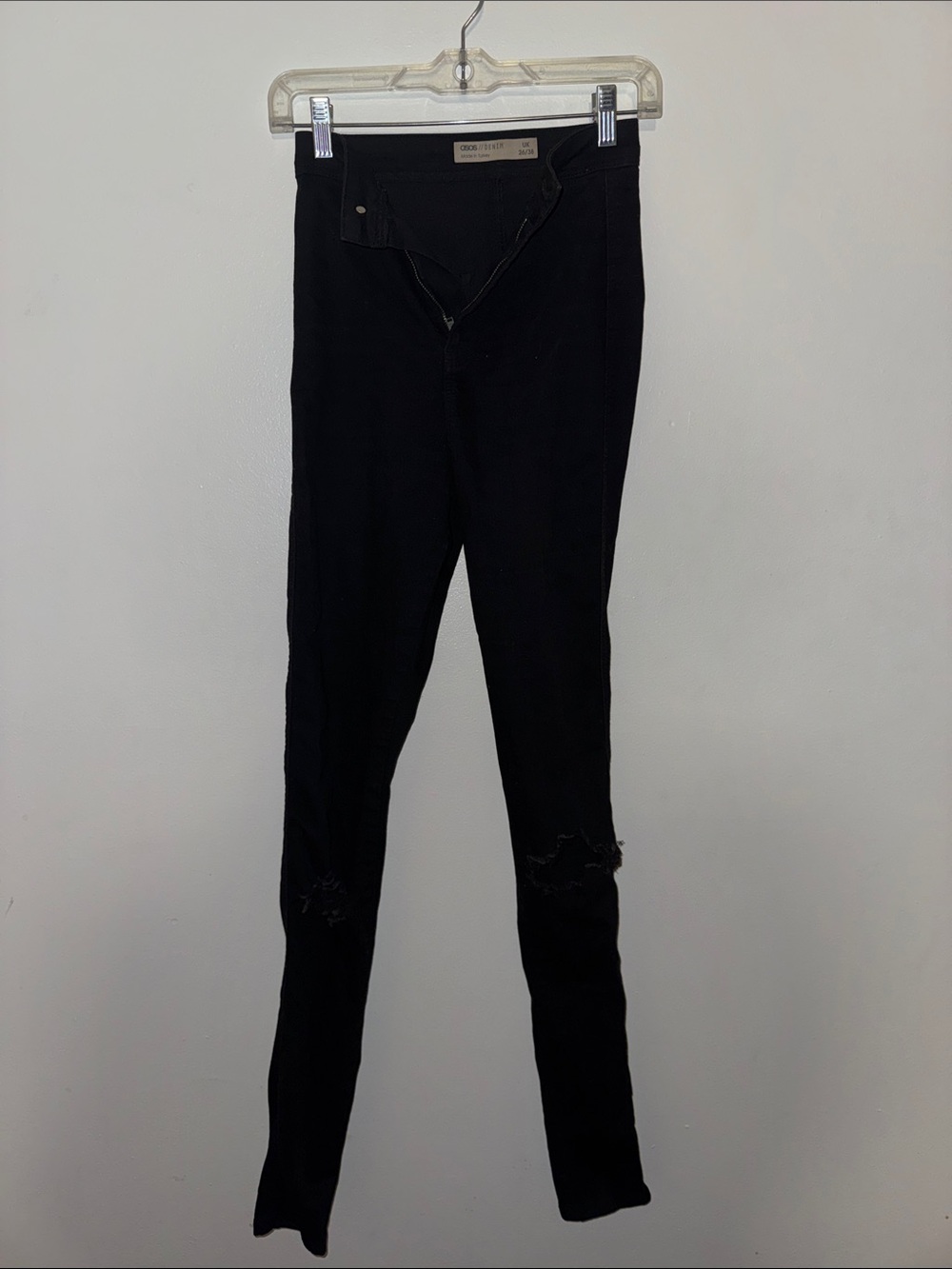 TALL Ripped knew skinny black jeans